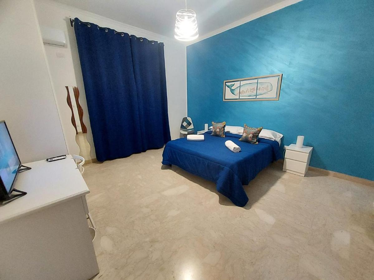La Casa Del Moro - Al Politeama Bed & Breakfast Palermo Bagian luar foto