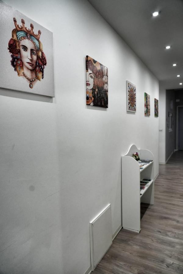 La Casa Del Moro - Al Politeama Bed & Breakfast Palermo Bagian luar foto