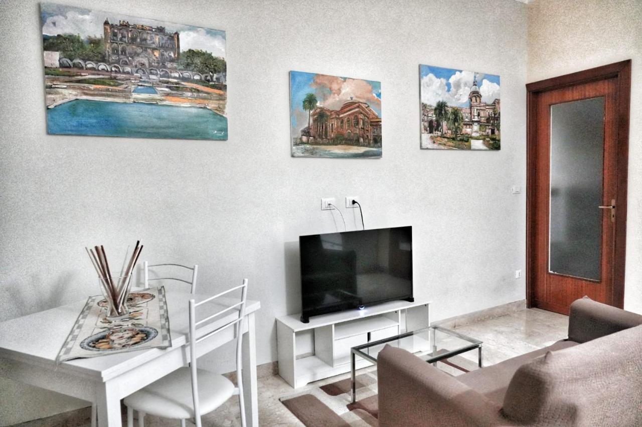 La Casa Del Moro - Al Politeama Bed & Breakfast Palermo Bagian luar foto